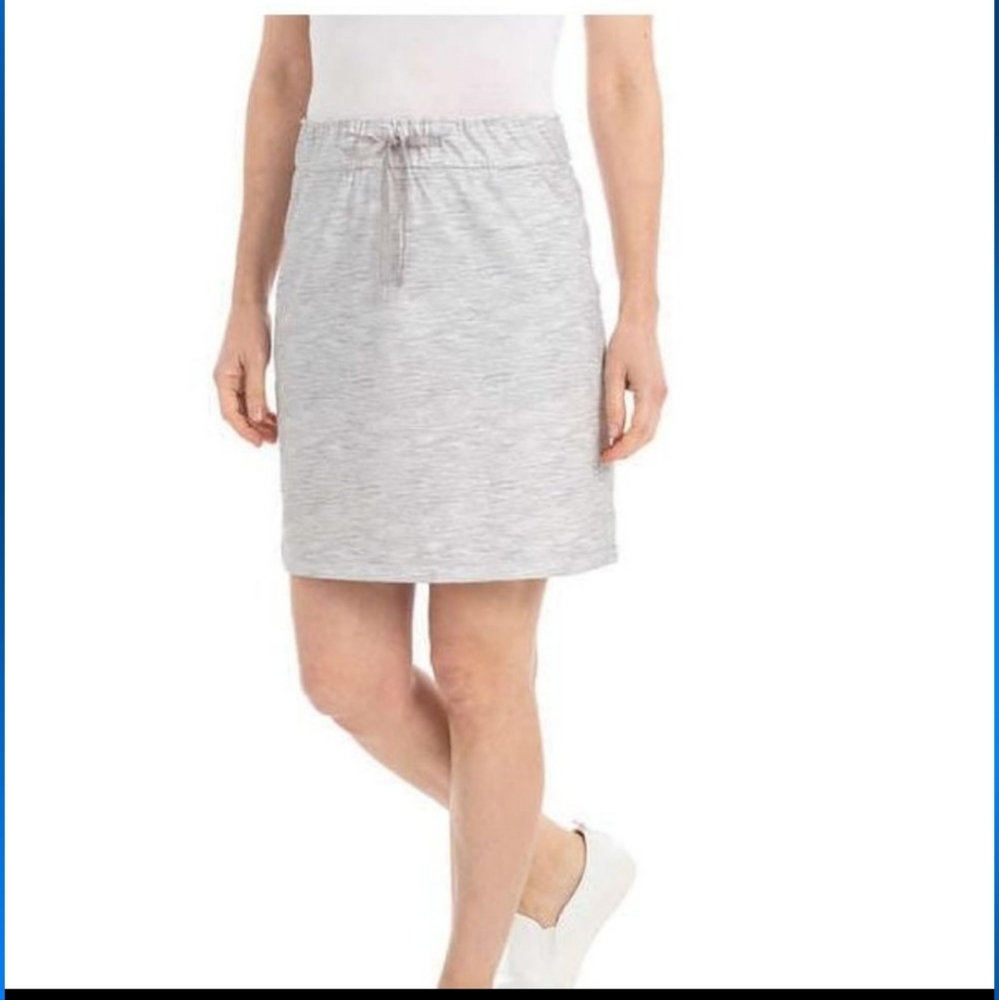 Hilary Radley Ladies Pull-On Skirt